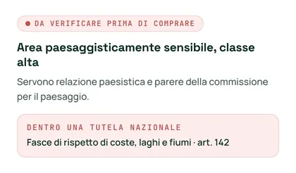 Un'area paesaggisticamente sensibile con l'effetto spiegato e la tutela nazionale che la riguarda